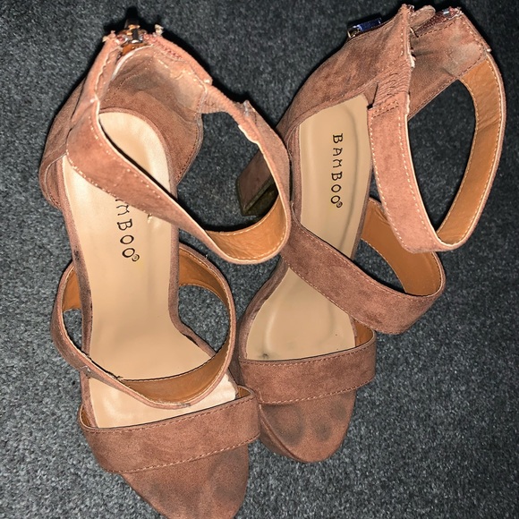 Bamboo Heels - Picture 3 of 3